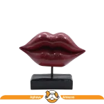 مجسمه لب تندیس رومیزی پایه دار 